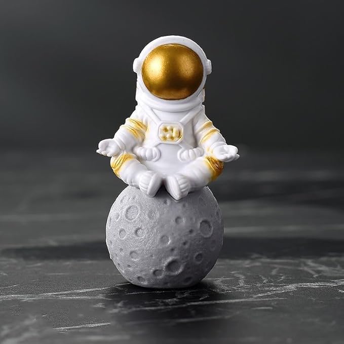 4 Pcs Gold White Astronaut Statues Set, Spaceman Sculpture Figurines Home Ornament Cake Toppers Gift-CasaMuseHome