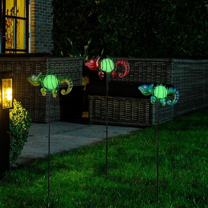 3 Pack Garden Stakes Decorative,Cute Chameleons Glow in The Dark Metal Garden Decor,Waterproof Metal Yard Art Decor for Outside,Funny Present for Mom Women Grandma-CasaMuseHome