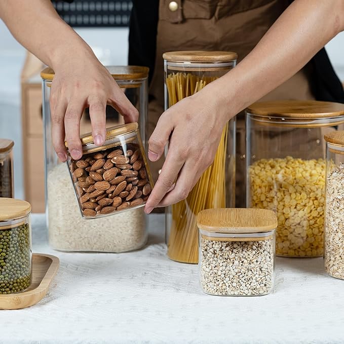 22oz Airtight Square Spice Containers with Bamboo Lid Set of 6 (650ml) Kitchen Pantry Organization Jar Stackable Spice Jar, for Sugar, Tea, Cookies and Coffee beans (‎with Black Lable)-CasaMuseHome