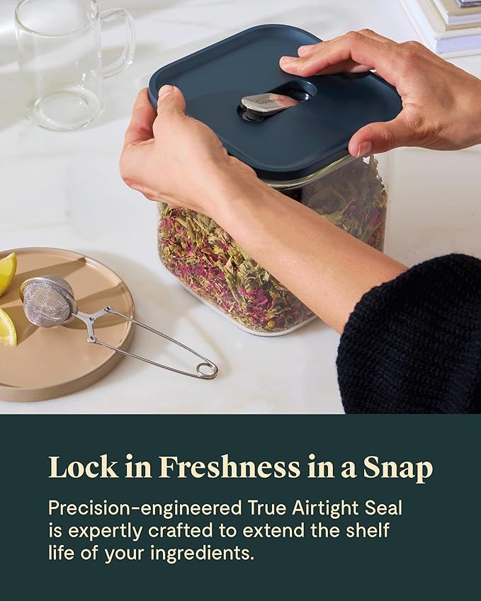 Caraway 2.5qt Glass Airtight Food Storage Container with Lid – Non-Toxic, BPA-Free Kitchen Storage Container – Stackable, Space-Saving Airtight Container for Dry Goods and More - Perracotta-CasaMuseHome